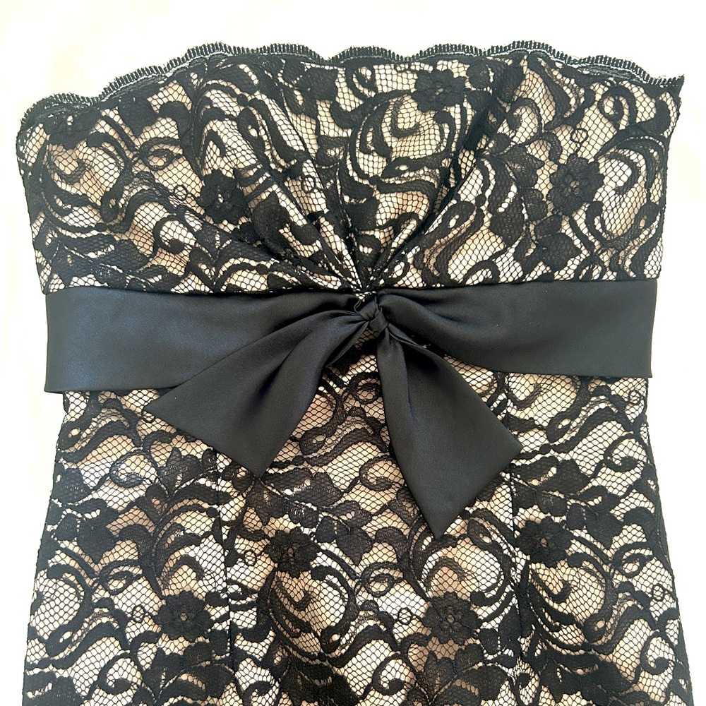 VINTAGE White House Black Market Lace Strapless Cocktail Dress